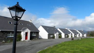 Cottage Kilkeaveragh