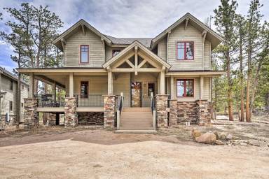House Red Feather Lakes