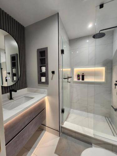 Executive Room in North York Centre