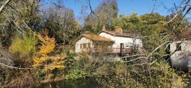 House Saint-Privat-des-Prés