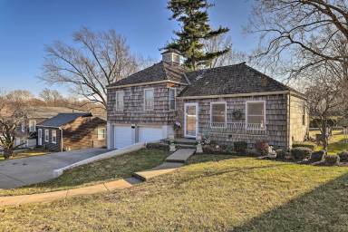 Cottage Clayton