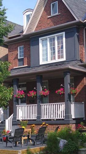 Bed and breakfast Village at York University