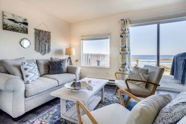 Condo Newport