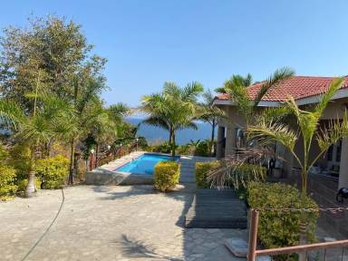 Villa Kariba