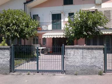 Apartment Yard Fiumefreddo di Sicilia