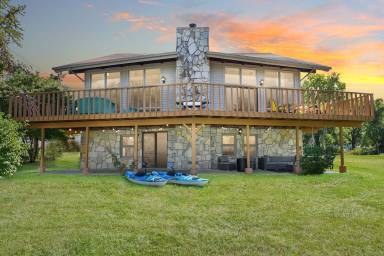 House Lakeside