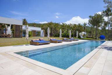 800 m² Villa