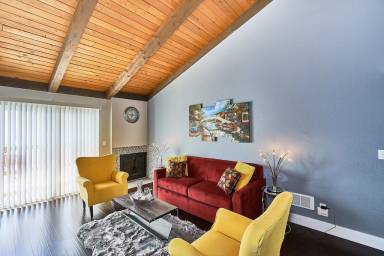 Condo Bryn Mawr-Skyway