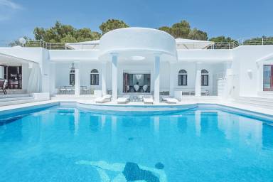 Villa San José