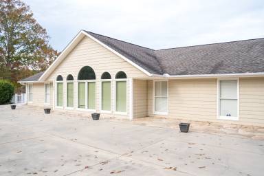 House  Seneca