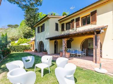Villa Guardistallo