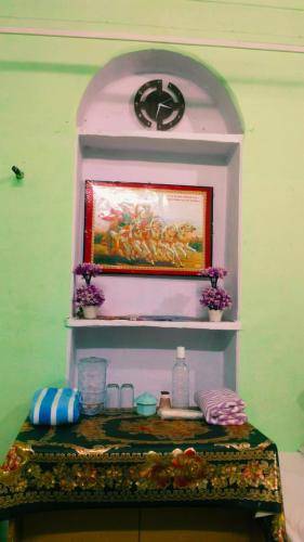 Bed and breakfast  Daraganj