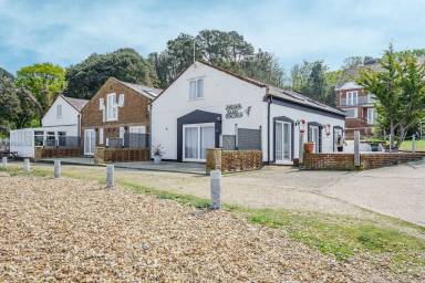Cottage  Yarmouth