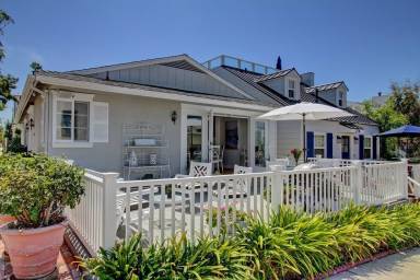 House  Balboa Island