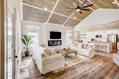 House Cottonwood Shores