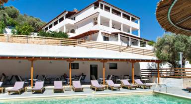 Appartamento con servizi 100 m²