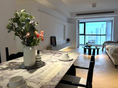 283 m² Apartment