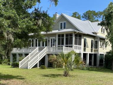 House Saint Helena Island
