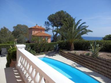 Ferienwohnung mit Hund am Meer in Saint-Raphaël - Frankreich