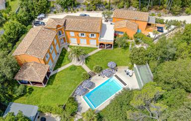 Maison de vacances 310 m²