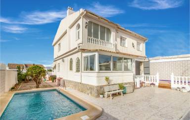 259 m² House