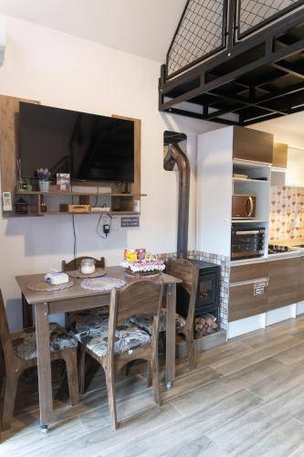Chalet with terrace & garden — photo 4