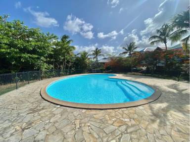House  Orient Bay