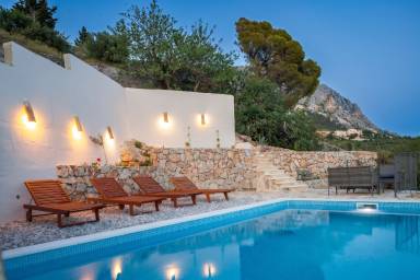 Villa mit Terrasse, privatem Pool und Garten | Poolblick | Perfekt für die Arbeit von Zuhause