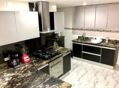 140 m² Apartament