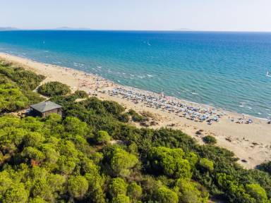 Gradevole cabina adatta alle famiglie con terrazza e piscina