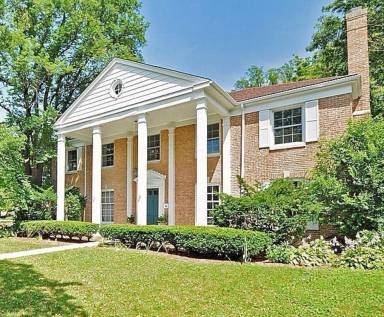 House  Winnetka