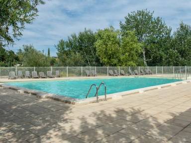Maison avec piscine chauffée et terrasse