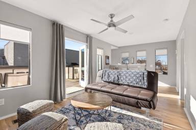 178 m² Condo