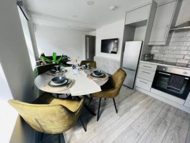 FT4 Brick Lane Apartment