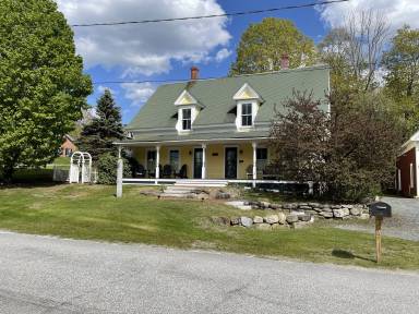 House Lake Sunapee