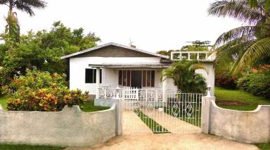 House Runaway Bay