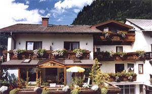 30 M² Ferienwohnung ∙ 1 Schlafzimmer ∙ 2 Gäste - Dorfgastein