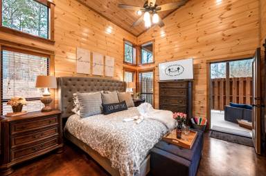 Cabin Broken Bow