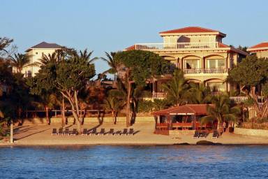 Villa Lighthouse Estates