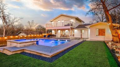 200 m² House