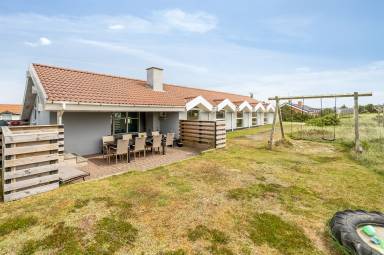 Ferienhaus mit Sauna, Whirlpool und privatem Pool