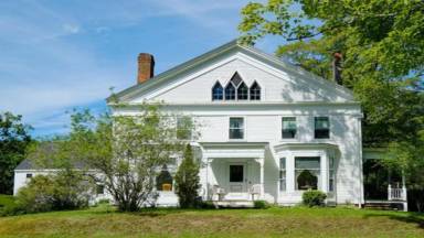 House Damariscotta-Newcastle