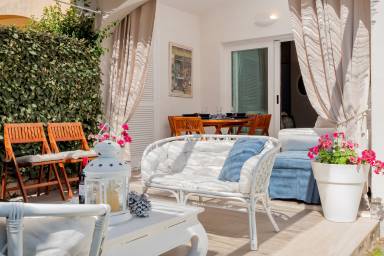 Casa con giardino, barbecue e terrazza | Vista sul giardino