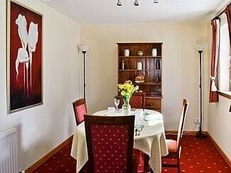 Cottage Beauly