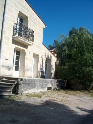 Family-friendly ample gite with private pool, patio & yard | Pets allowed — photo 3