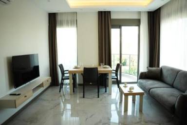 120 m² Serviced apartment