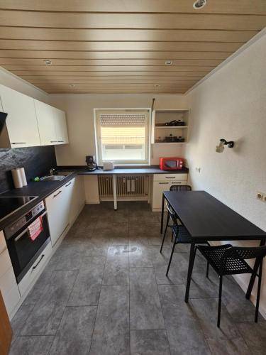Vacation home with yard & patio — photo 4