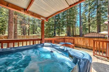 House  Tahoe Valley