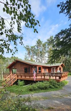 House Cooper Landing