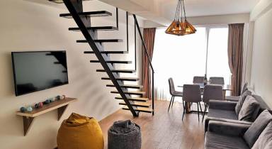 Apartamento amueblado de 105 m²